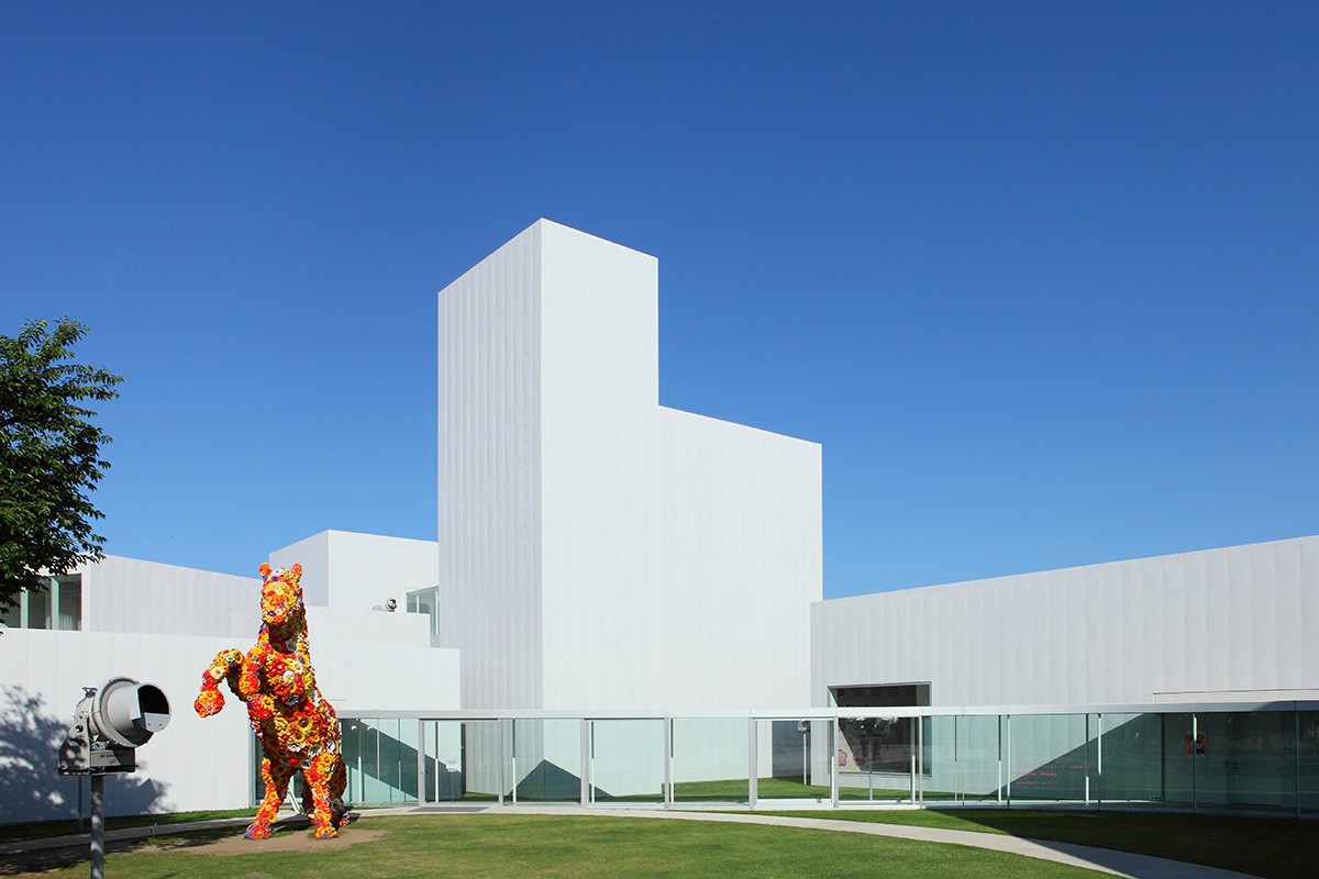 Towada Art Center, Filled with Works by World-Renowned Artists